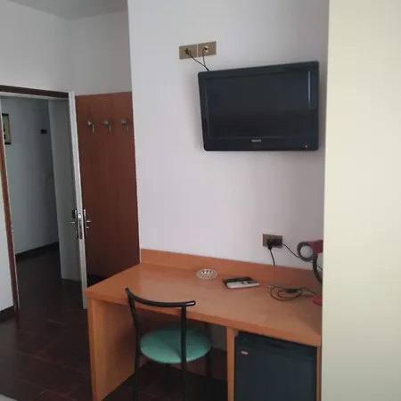 Hotel Dolomiti 3*